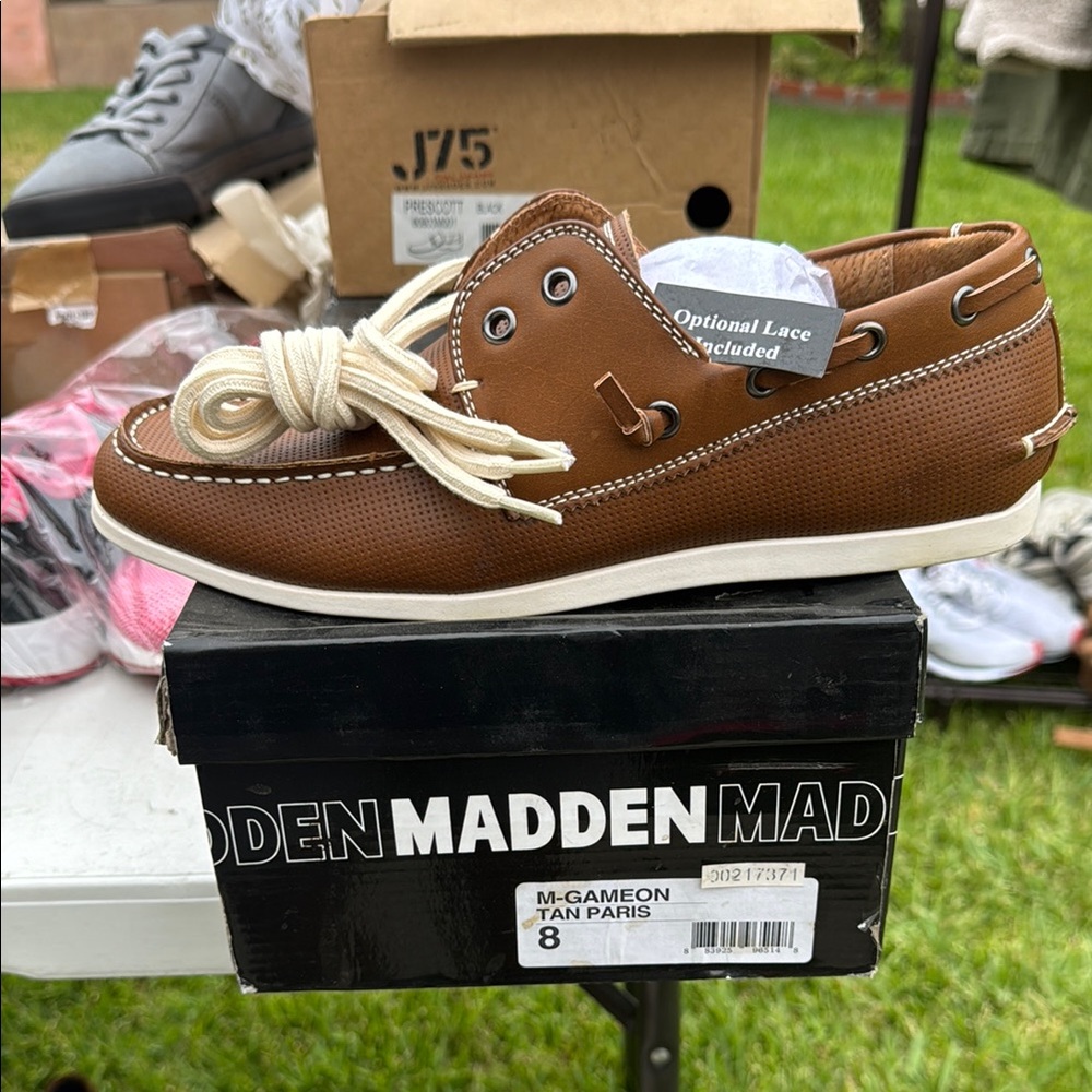 Steve Madden Brown Boat Shoes with Moccasin Stitching